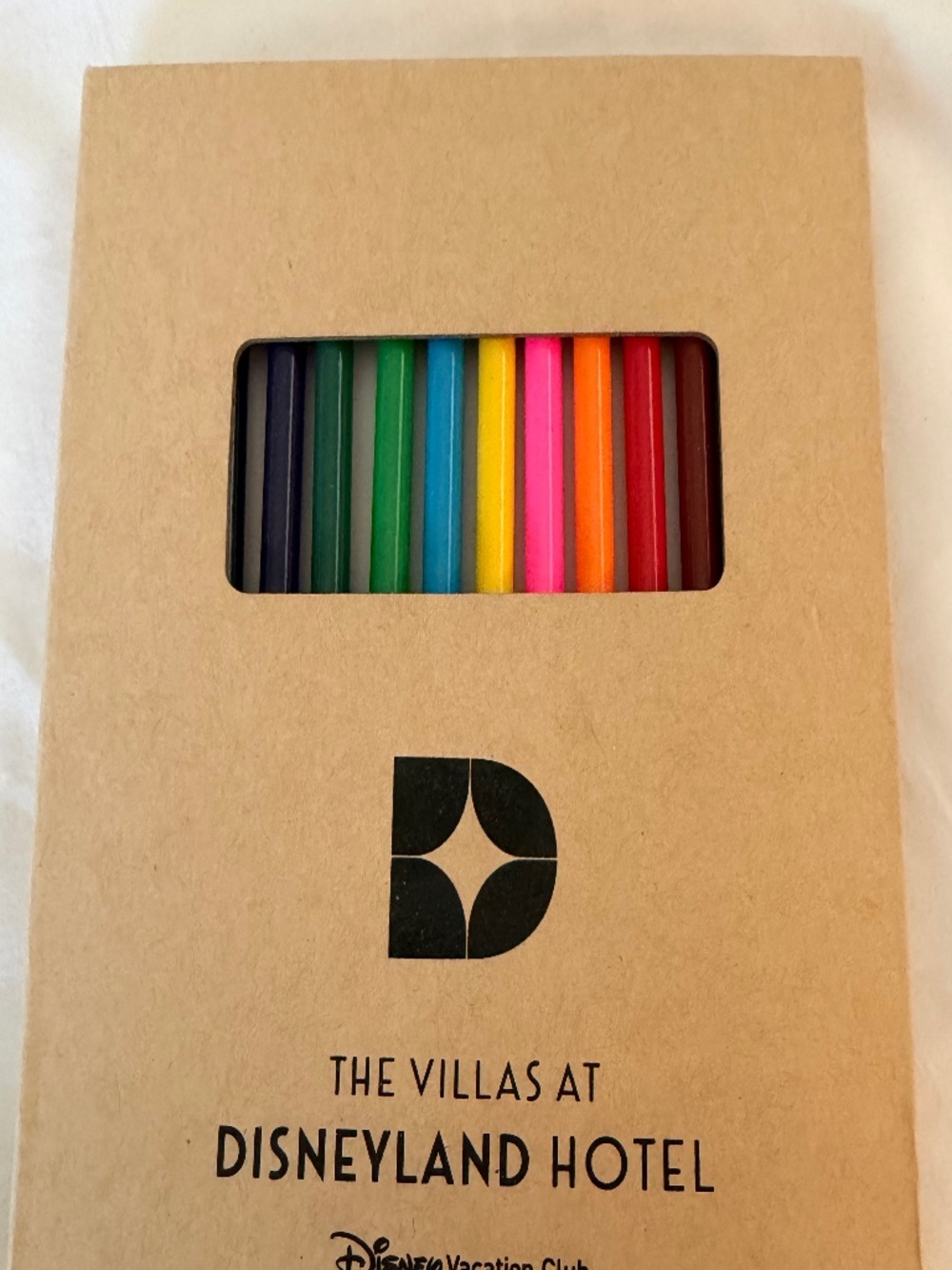 Disneyland Hotel Villas Sketch Pad with Colored Pencils
